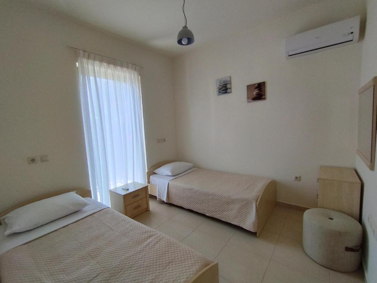 Alegria Beach Resort Αnnex 플라키아스 외부 사진