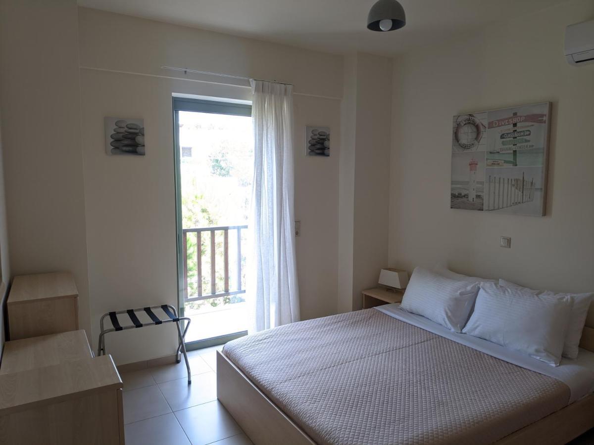 Alegria Beach Resort Αnnex 플라키아스 외부 사진